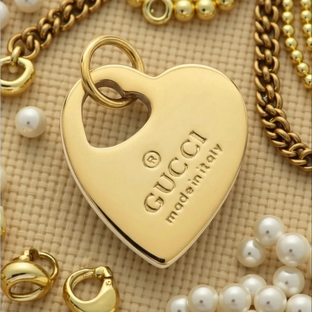 GUCCI Authentic Gold Heart Charm Pendant for Necklace - Picture 1 of 10